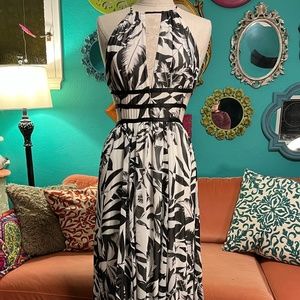 Black and White Tropical Express Maxi Dress